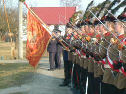 Rodzina Madejw wita Wojsko (powiksz!)